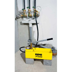 Pressure Test Pump - Hand